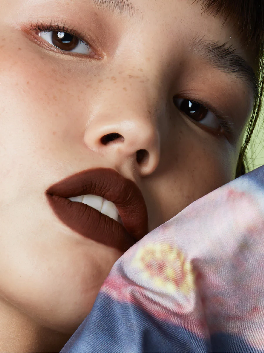 Flora Noir - Image 7