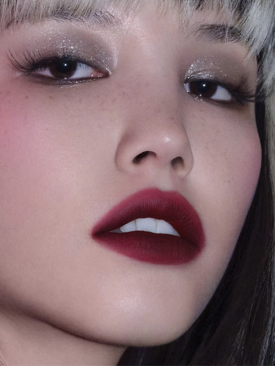 Smeared Rouge - Image 6